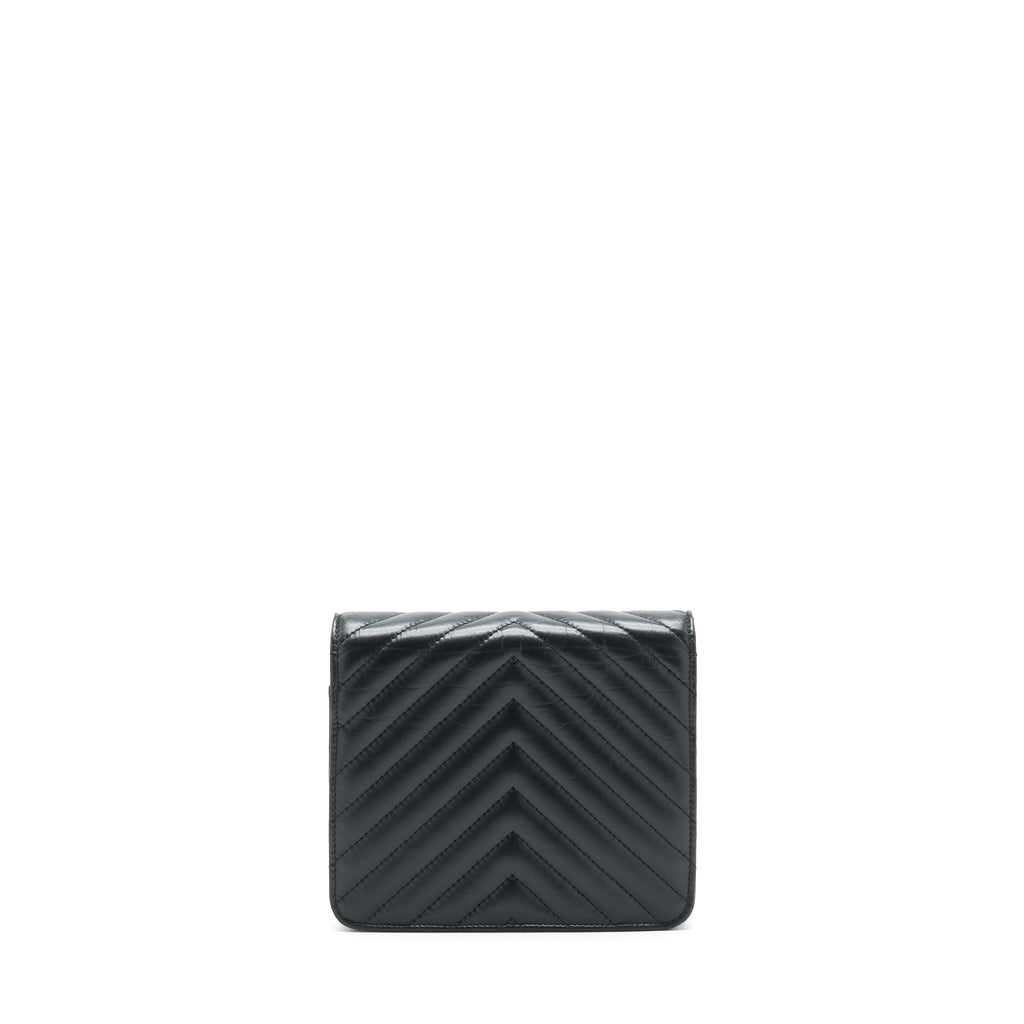 chanel-2-55-square-wallet-on-chain-chevron-calfskin-so-black