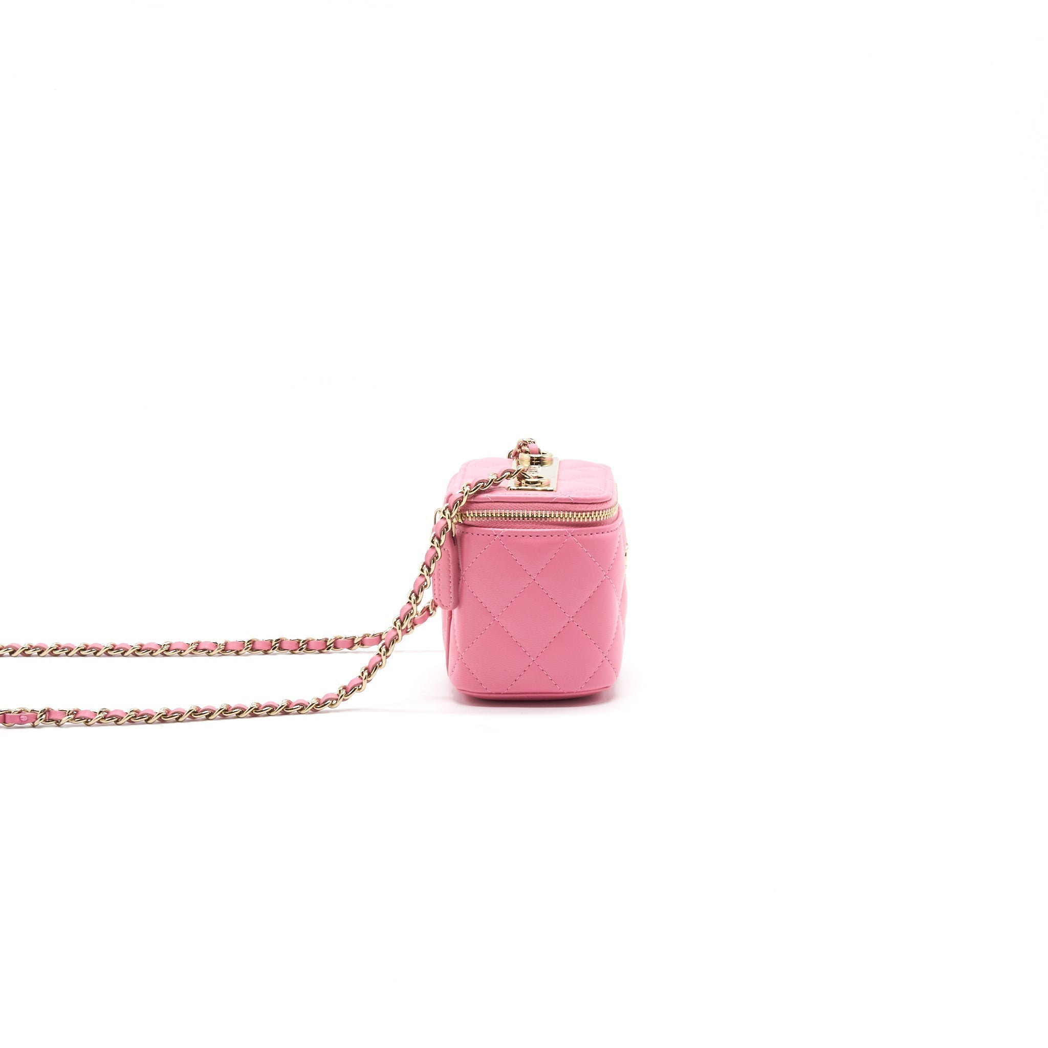 chanel-small-vanity-with-chain-pink