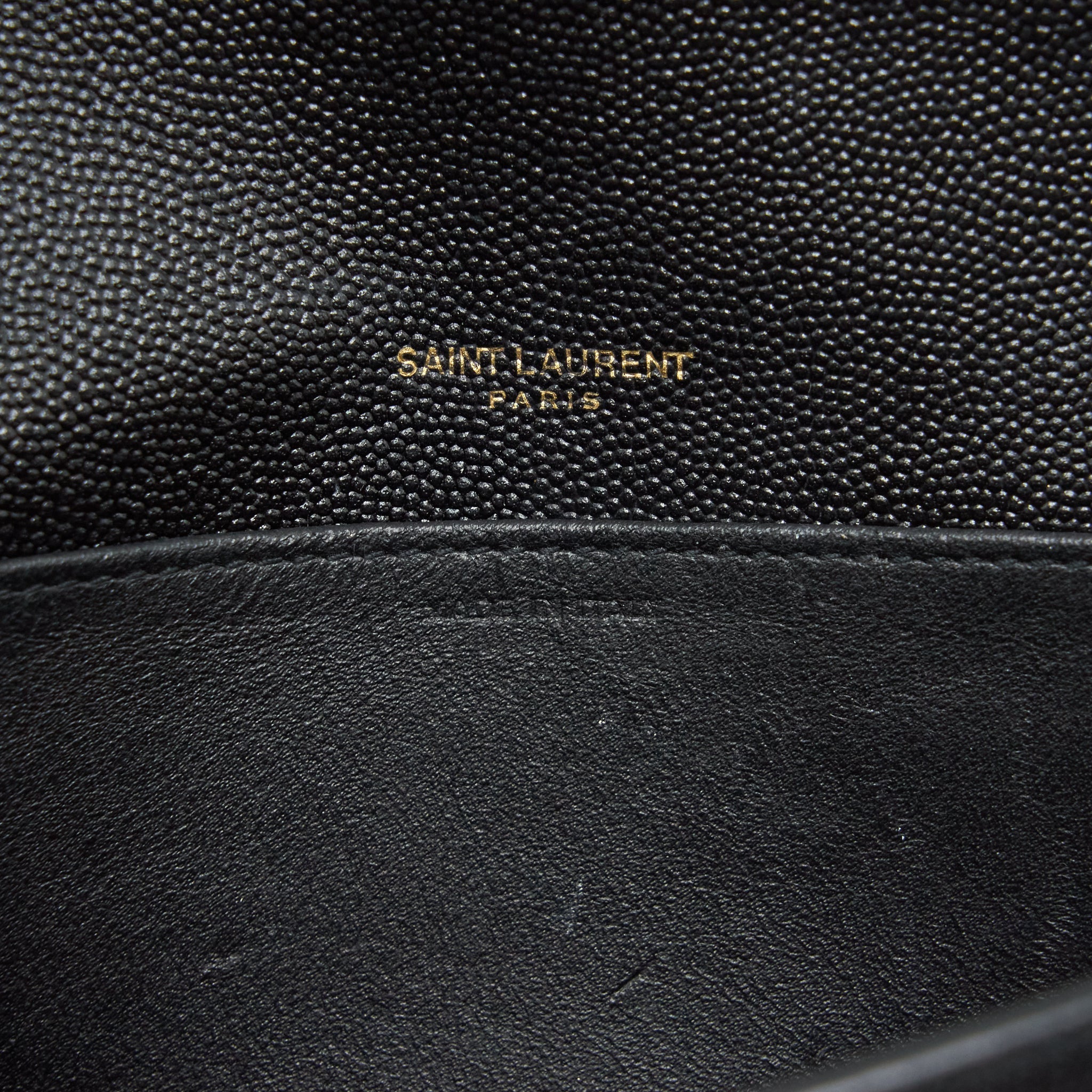 saint-laurent-ysl-envelop-small-crossbody-bag-grained-calfskin-ghw
