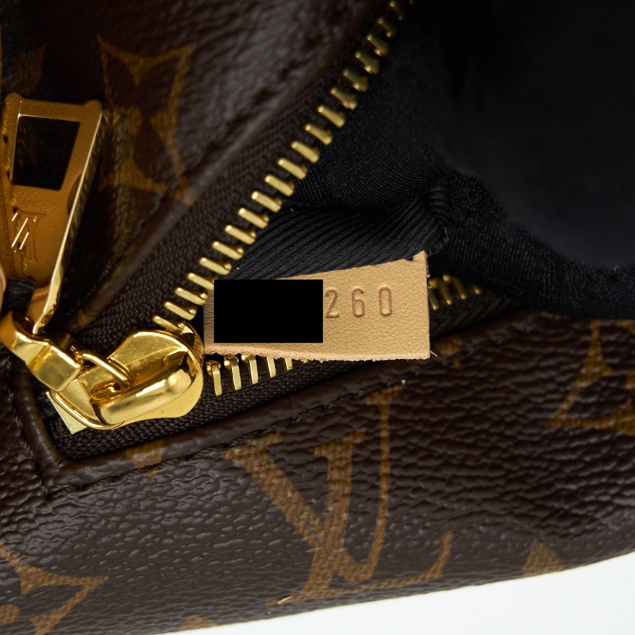 louis-vuitton-bum-bag-monogram-canvas-ghw