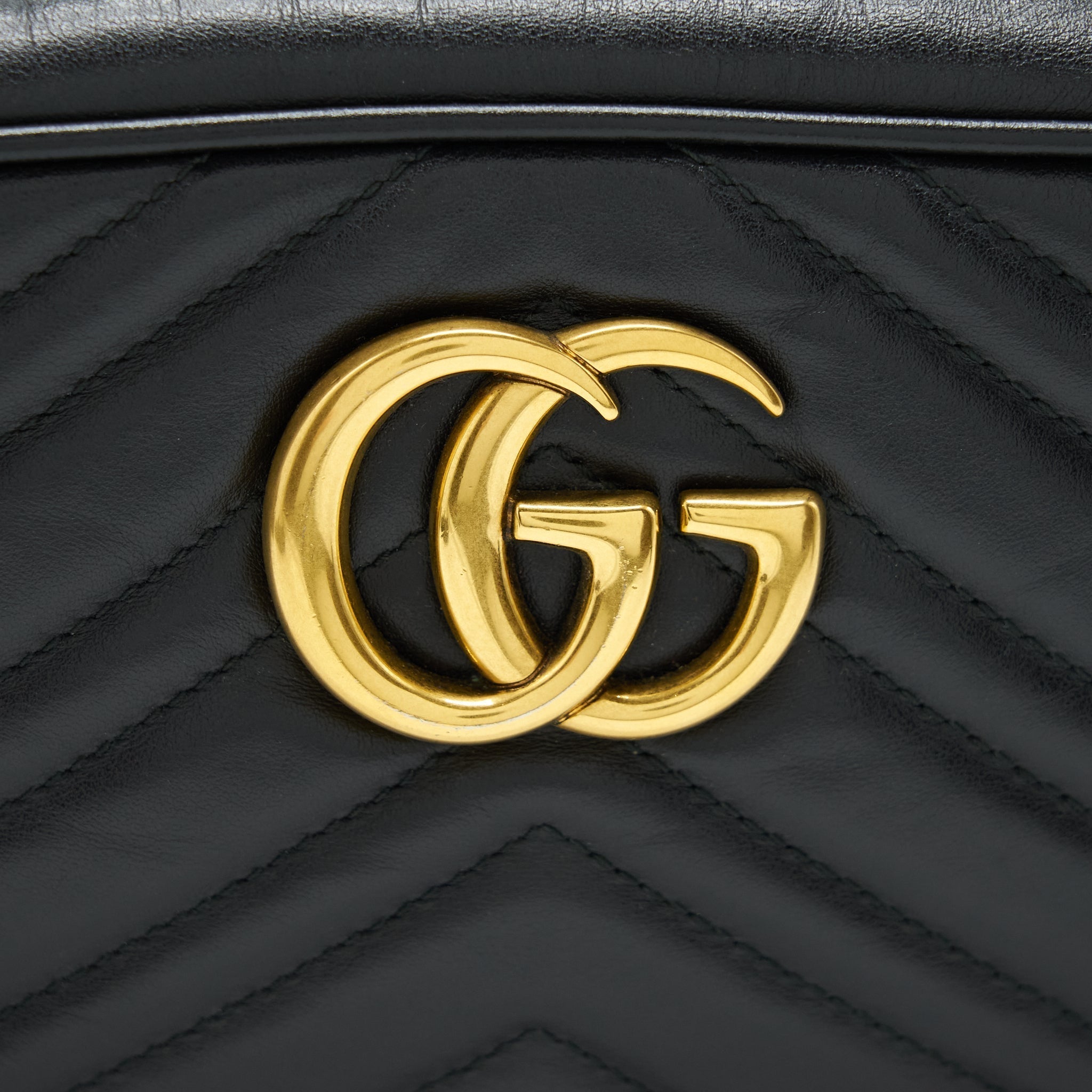 gucci-gg-marmont-matelasse-shoulder-bag-black-ghw