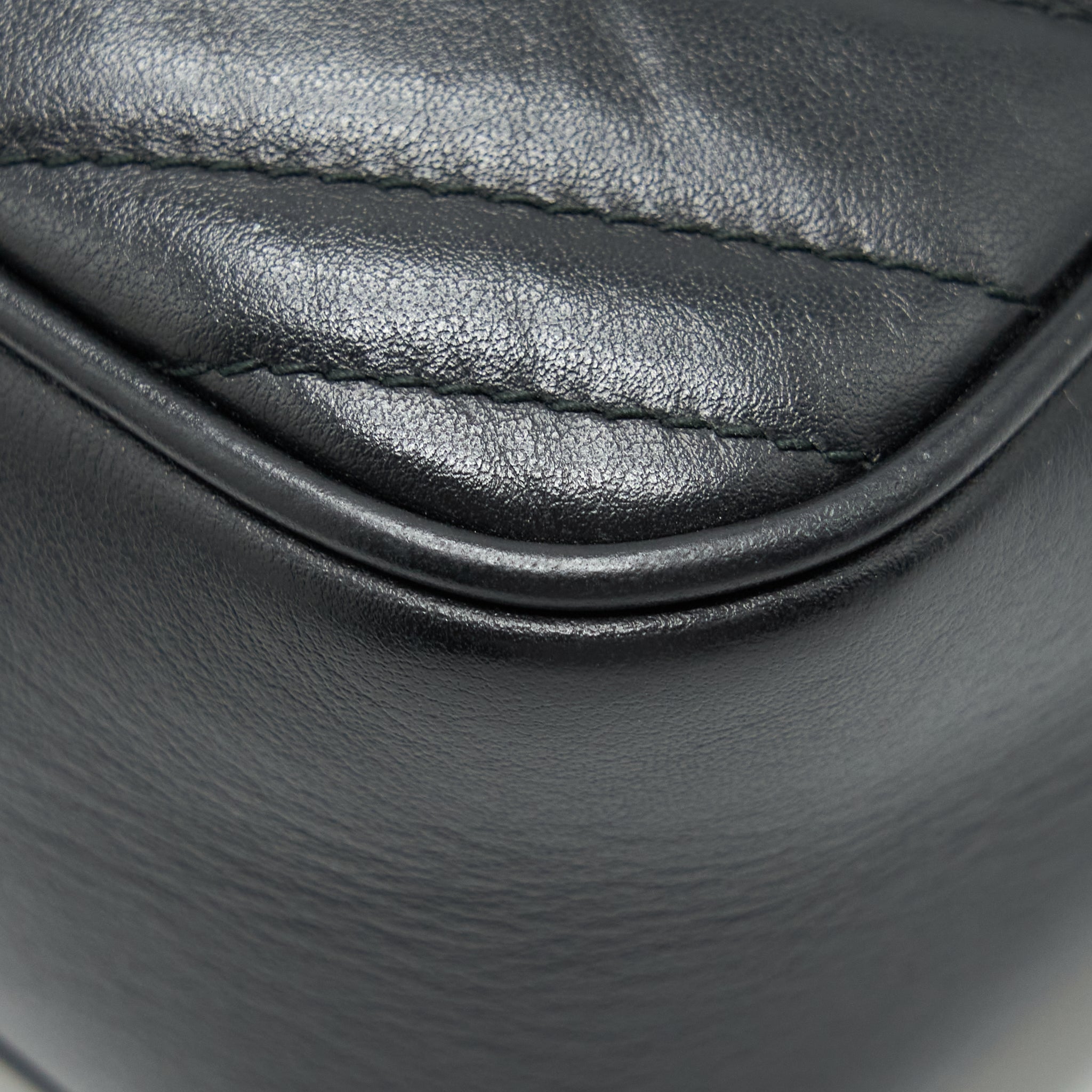 gucci-gg-marmont-matelasse-shoulder-bag-black-ghw