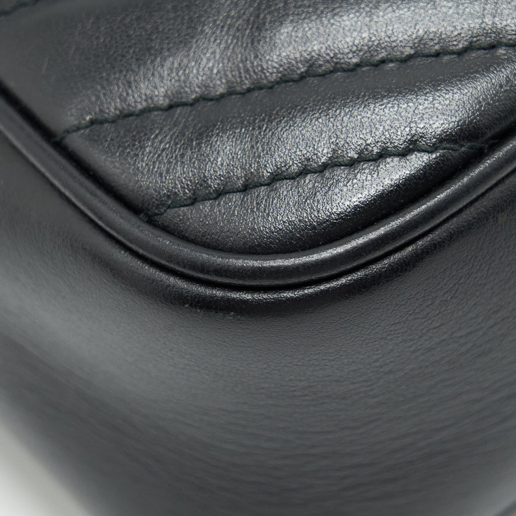 gucci-gg-marmont-matelasse-shoulder-bag-black-ghw