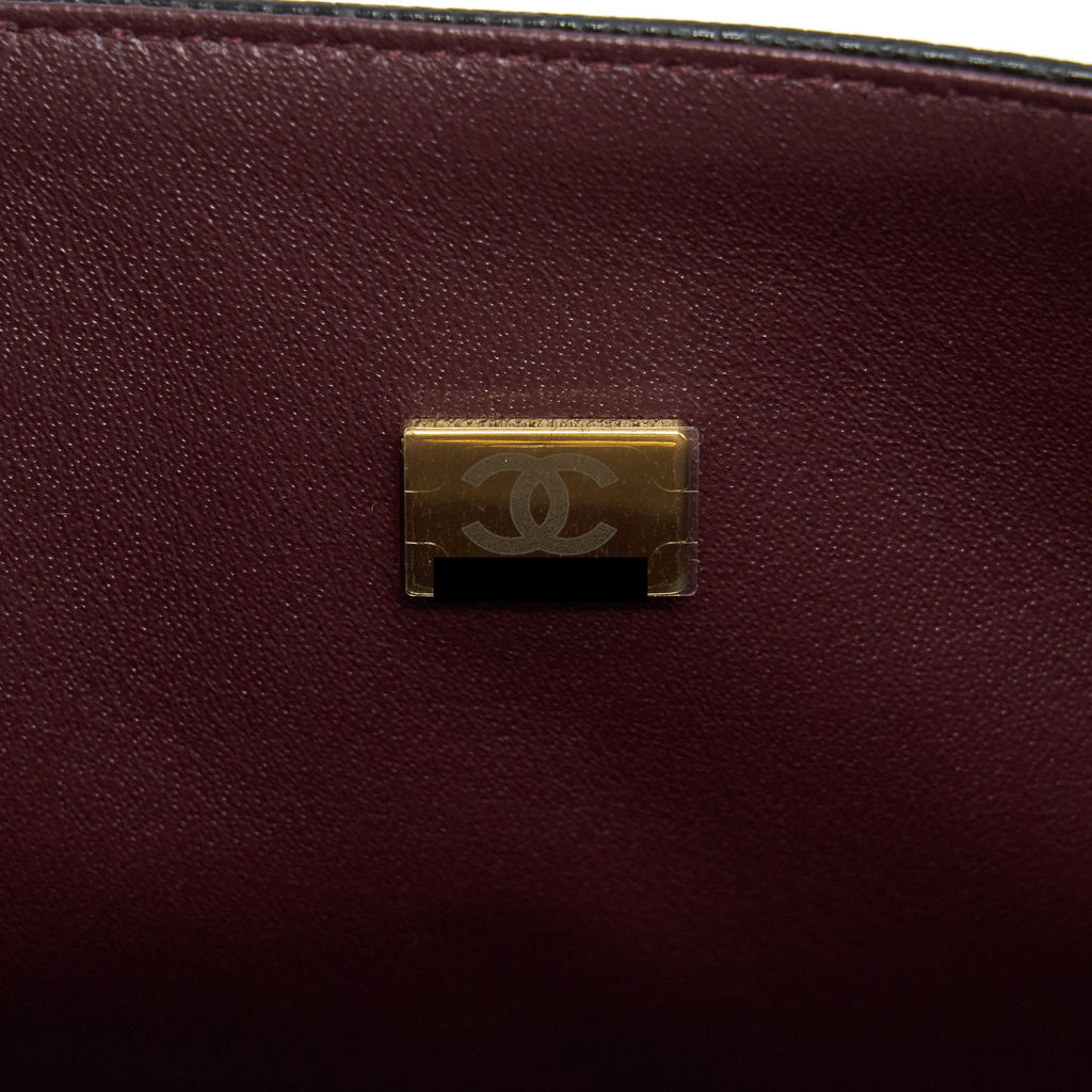 chanel-jumbo-classic-double-flap-bag-caviar-black-ghw-microchip