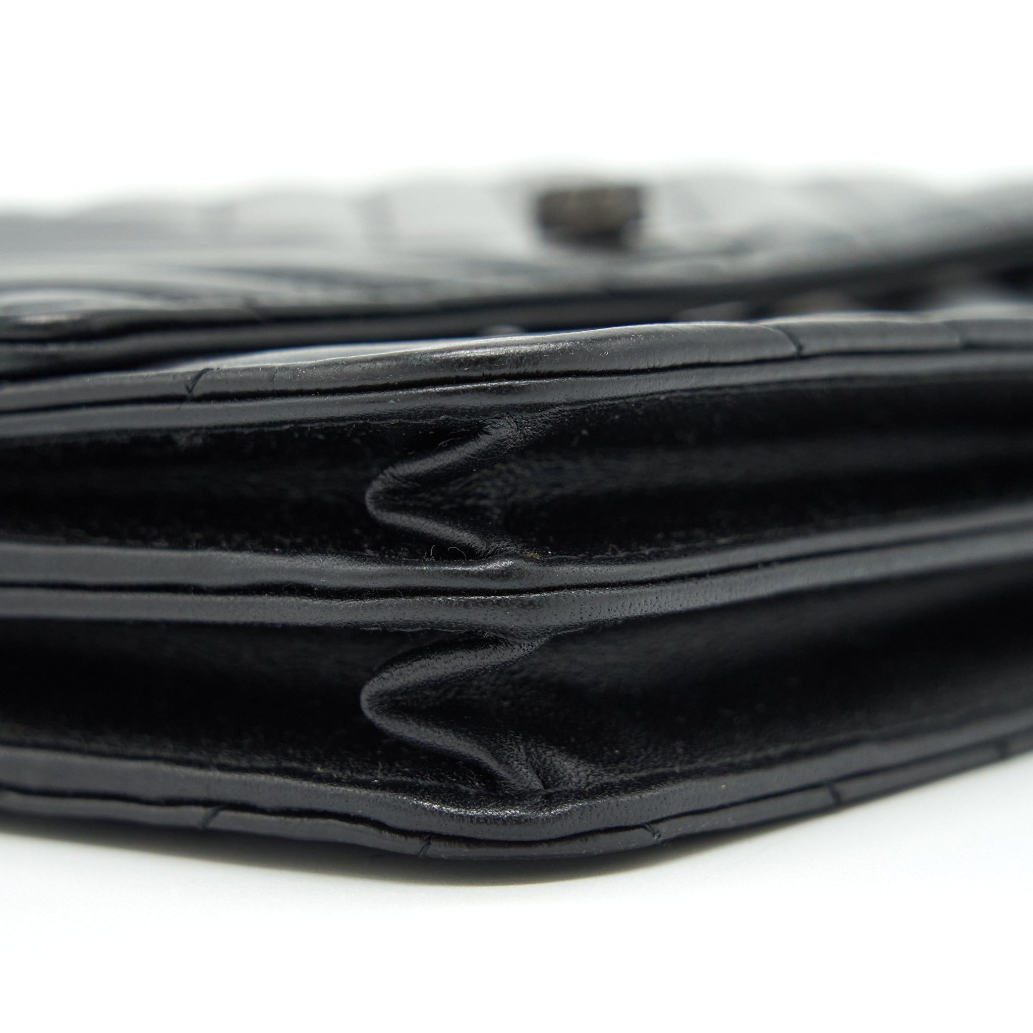 chanel-2-55-square-wallet-on-chain-chevron-calfskin-so-black