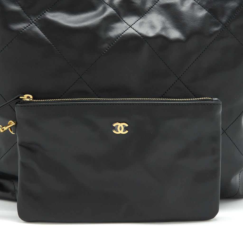 chanel-22-handbag-shiny-calfskin-black-ghw