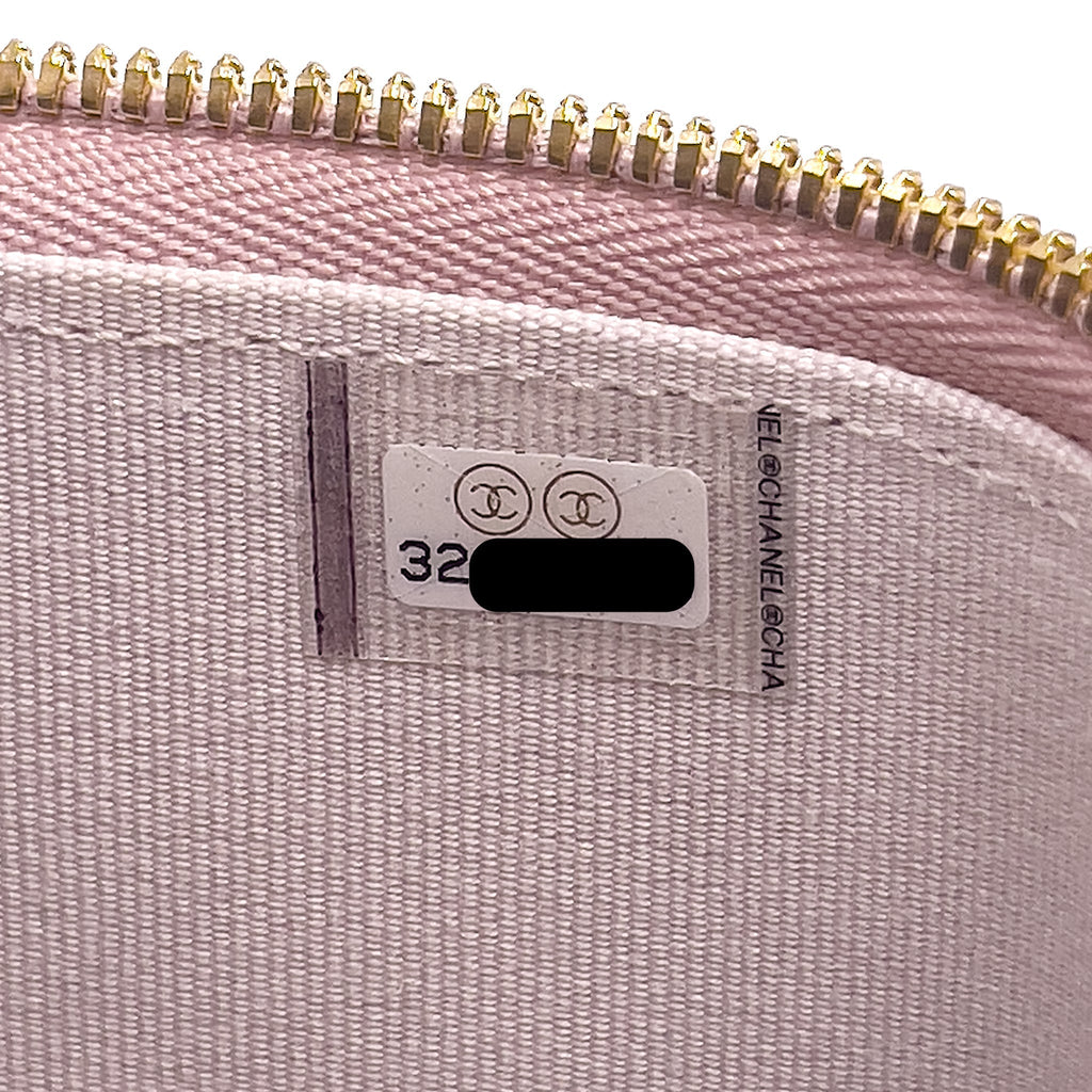 chanel-22p-top-handle-long-vanity-case-lambskin-multicolor-ghw