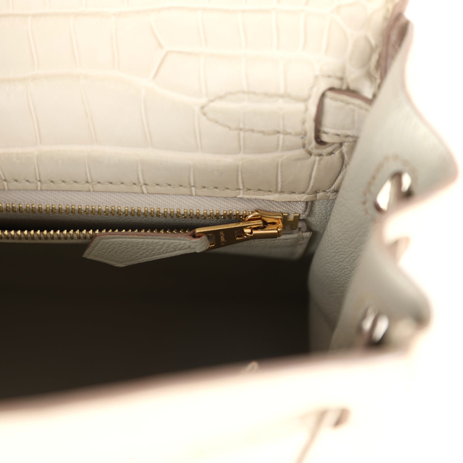 Kelly Retourne 25 Beton Matte Alligator Gold Hardware Bag