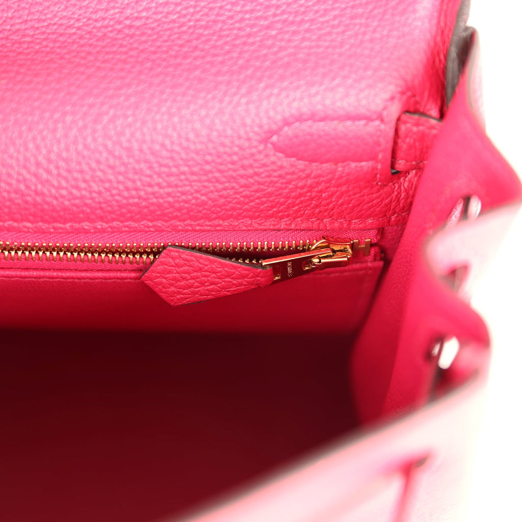 Kelly Retourne 25 Framboise Togo Gold Hardware Bag