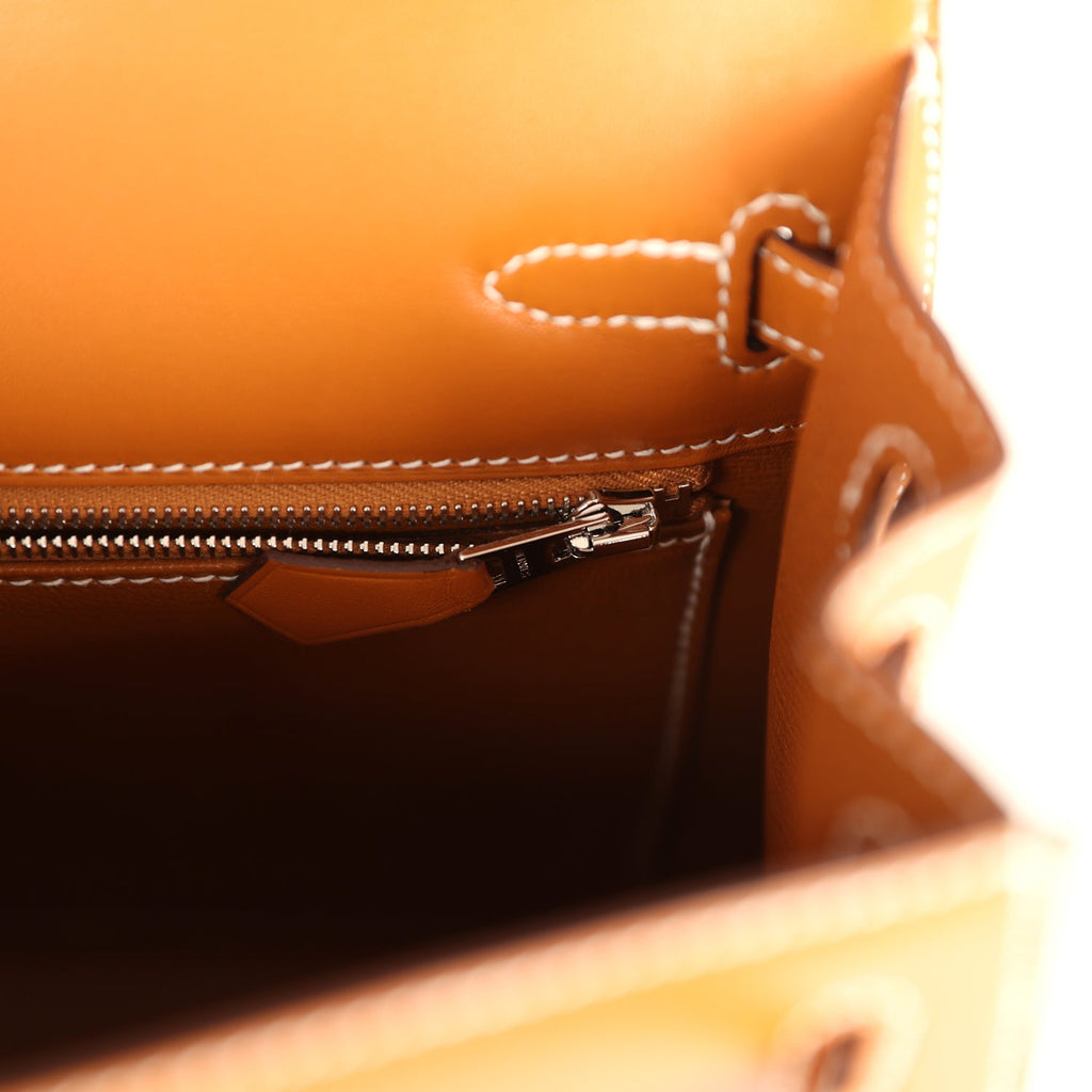 Kelly Sellier 25 Naturel Sable Butler Palladium Hardware Bag
