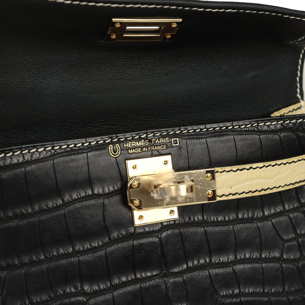 Kelly Sellier 20 Black and Vanille Matte Alligator Bag