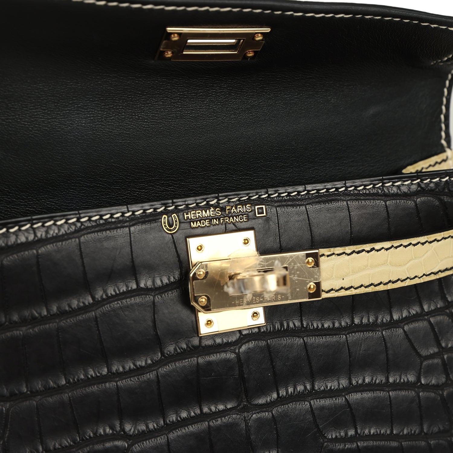 Kelly Sellier 20 Black and Vanille Matte Alligator Bag