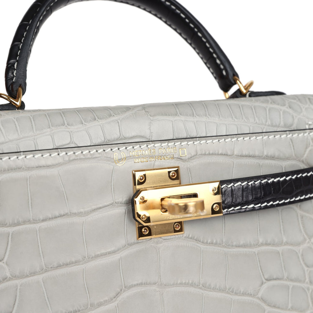 Kelly Sellier 20 Gris Perle and Black Matte Alligator Bag
