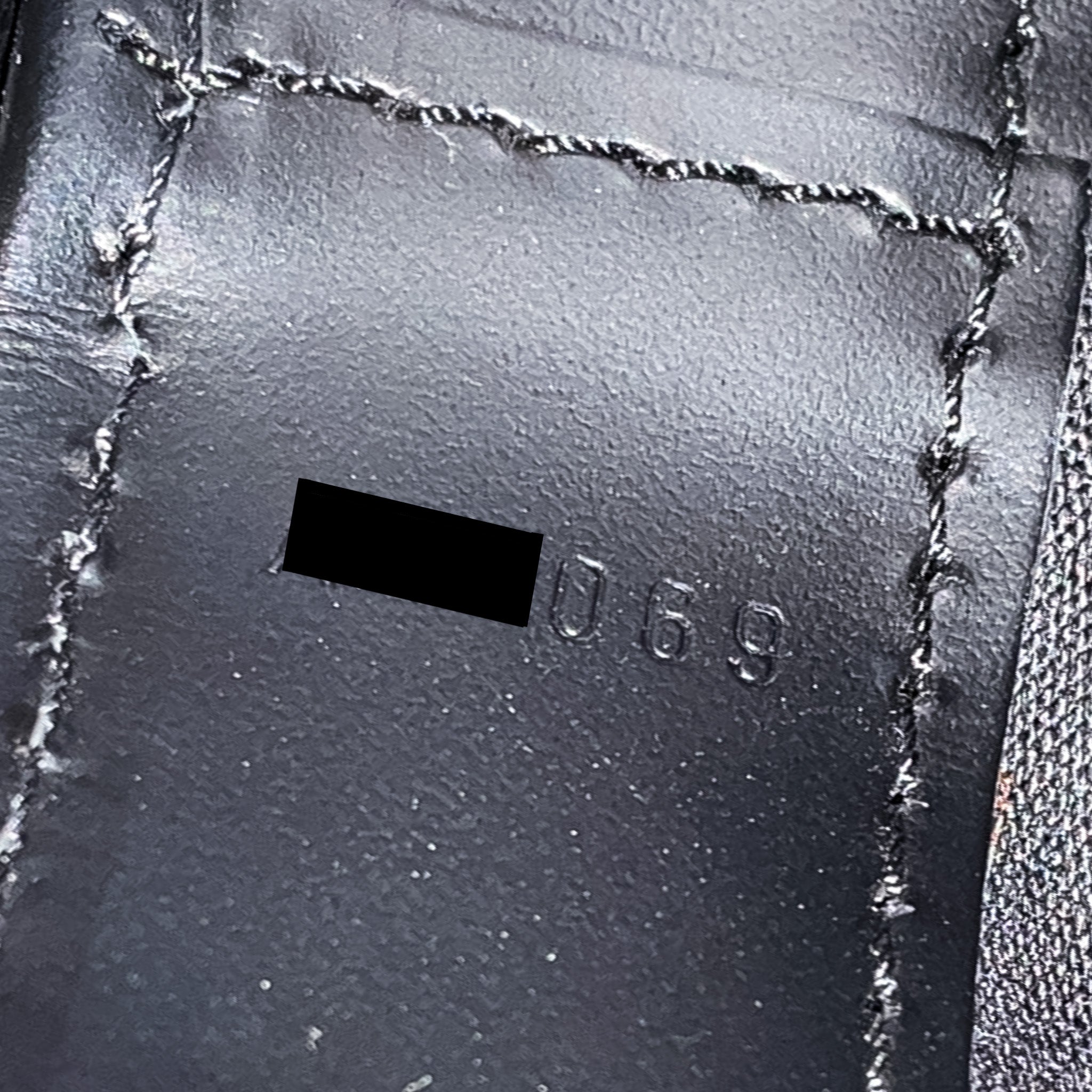 louis-vuitton-bagatelle-pm-epi-leather-black-shw