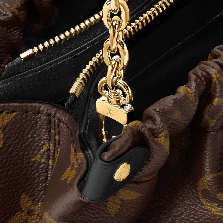 Pochette Sling PM Bag