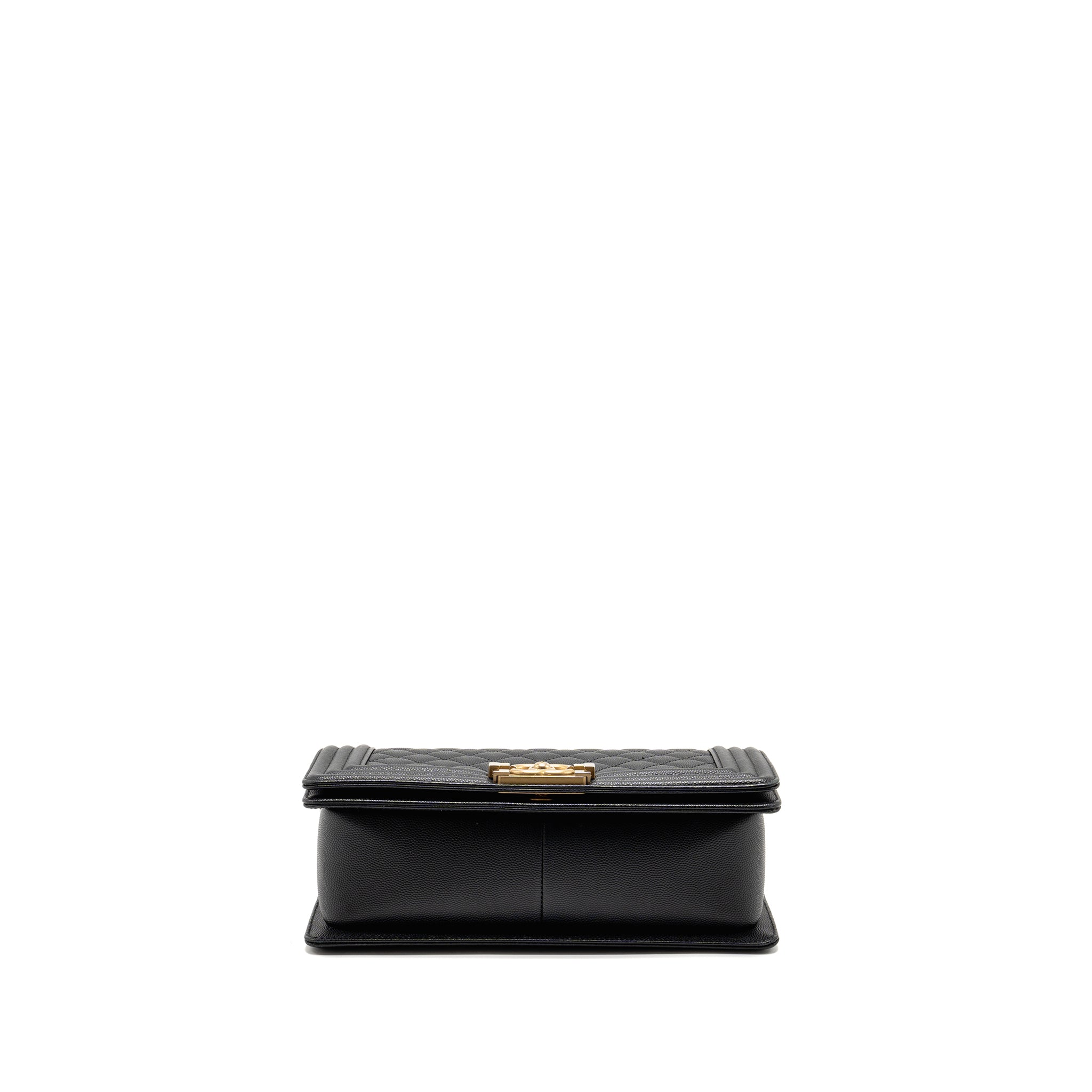 chanel-medium-boy-bag-caviar-black-ghw-copy