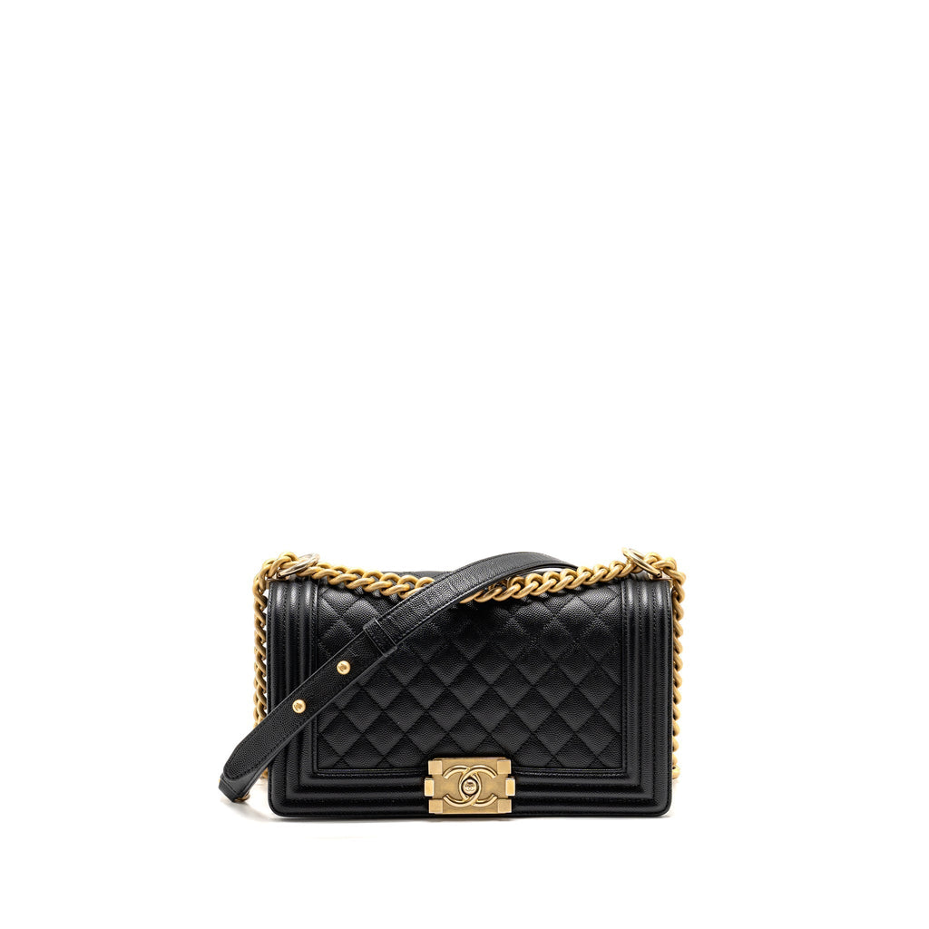chanel-medium-boy-bag-caviar-black-ghw-copy