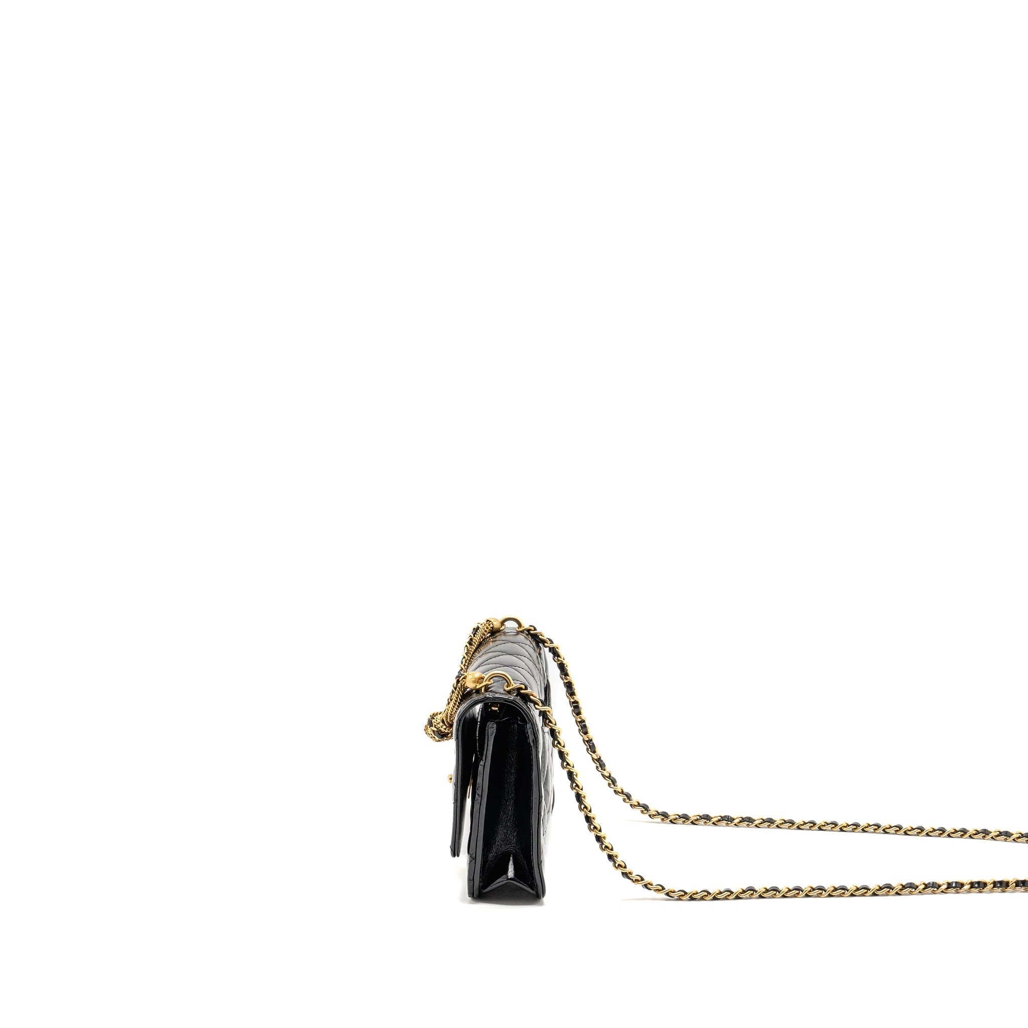chanel-24a-wallet-on-chain-shiny-calfskin-black-ghw-microchip-copy