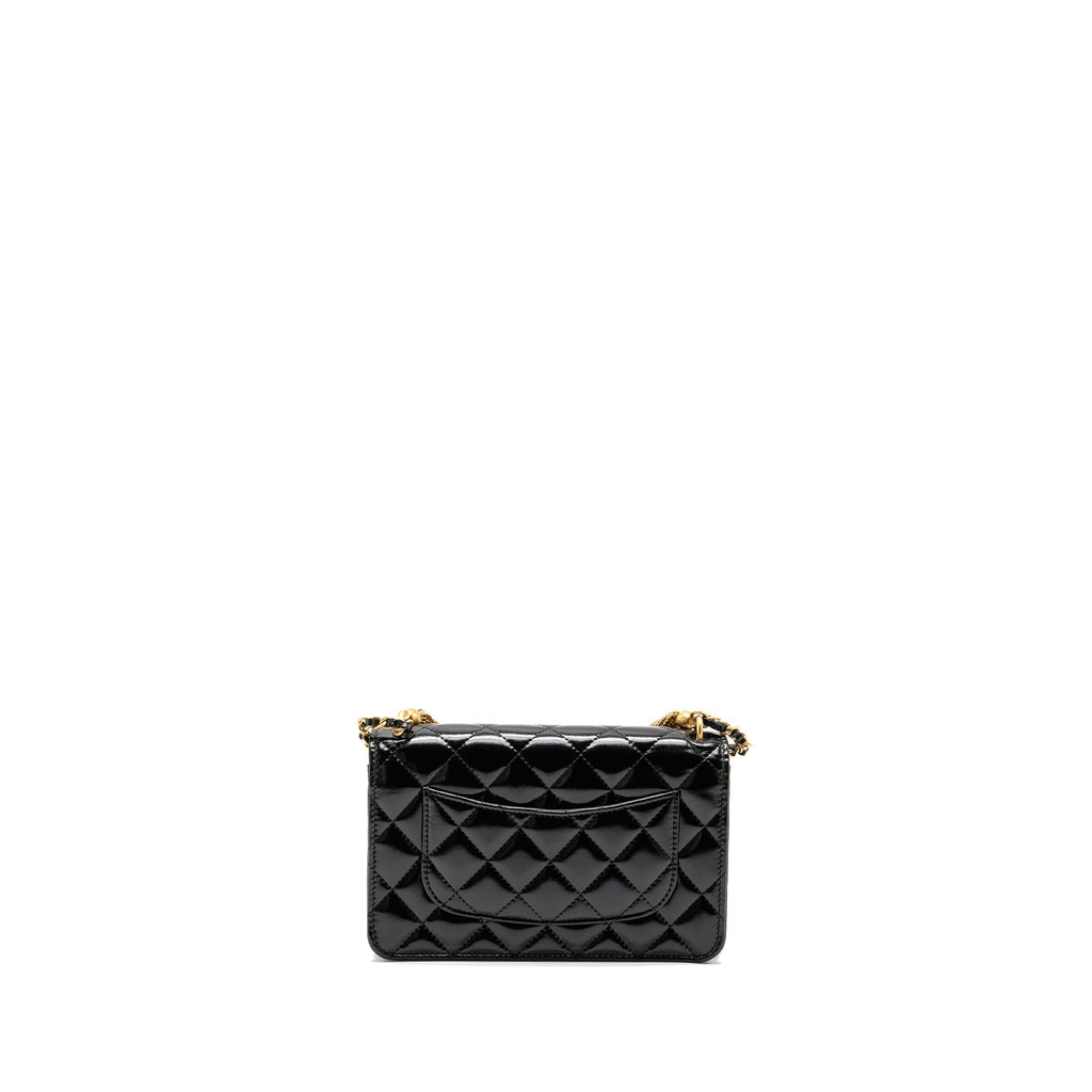 chanel-24a-wallet-on-chain-shiny-calfskin-black-ghw-microchip-copy