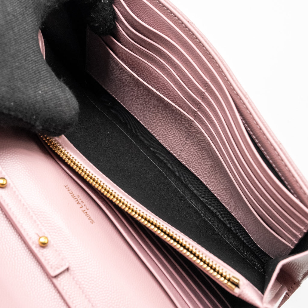 saint-laurent-ysl-cassandre-matelasse-wallet-on-chain-grained-calfskin-pink-ghw