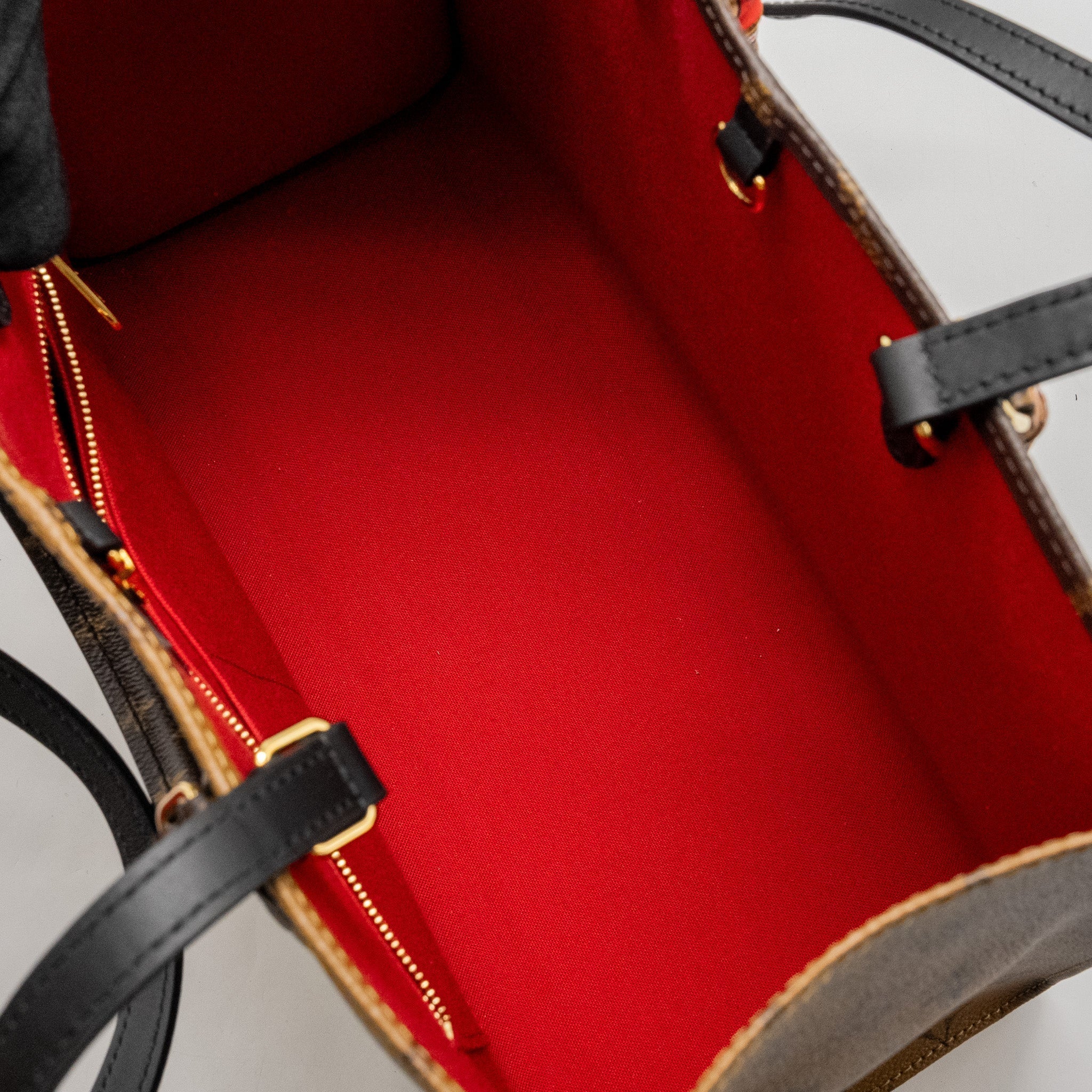 louis-vuitton-onthego-mm-monogram-canvas-ghw-7