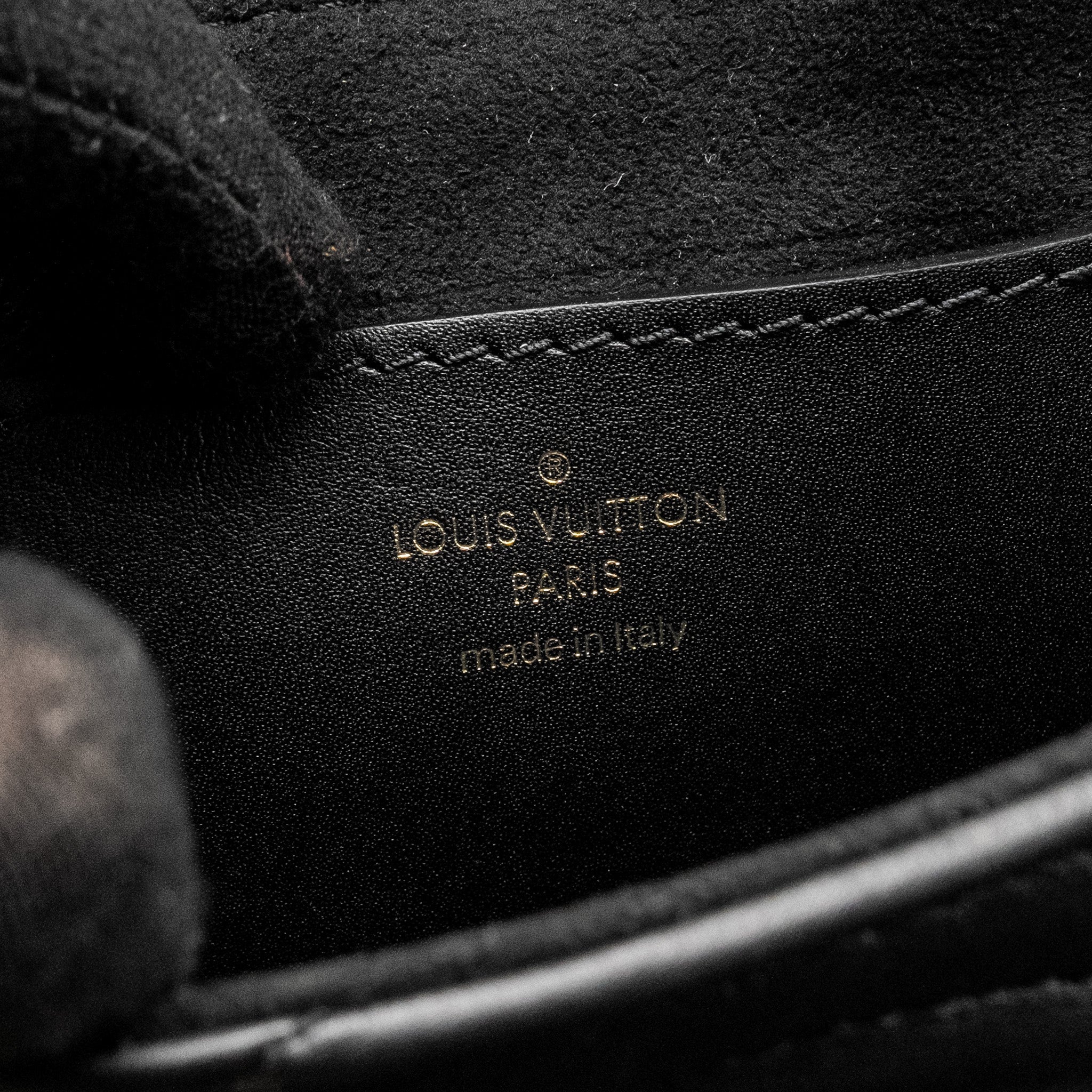 louis-vuitton-new-wave-multi-pochette-black-ghw