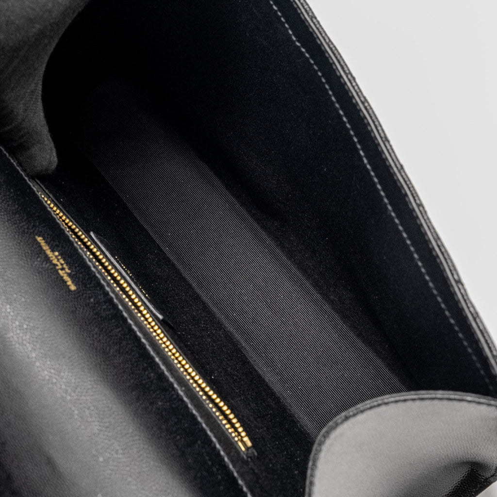 saint-laurent-large-envelope-bag-calfskin-black-ghw