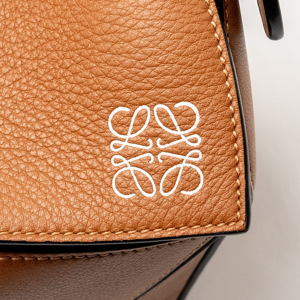loewe-medium-puzzle-bag-calfskin-tan-shw