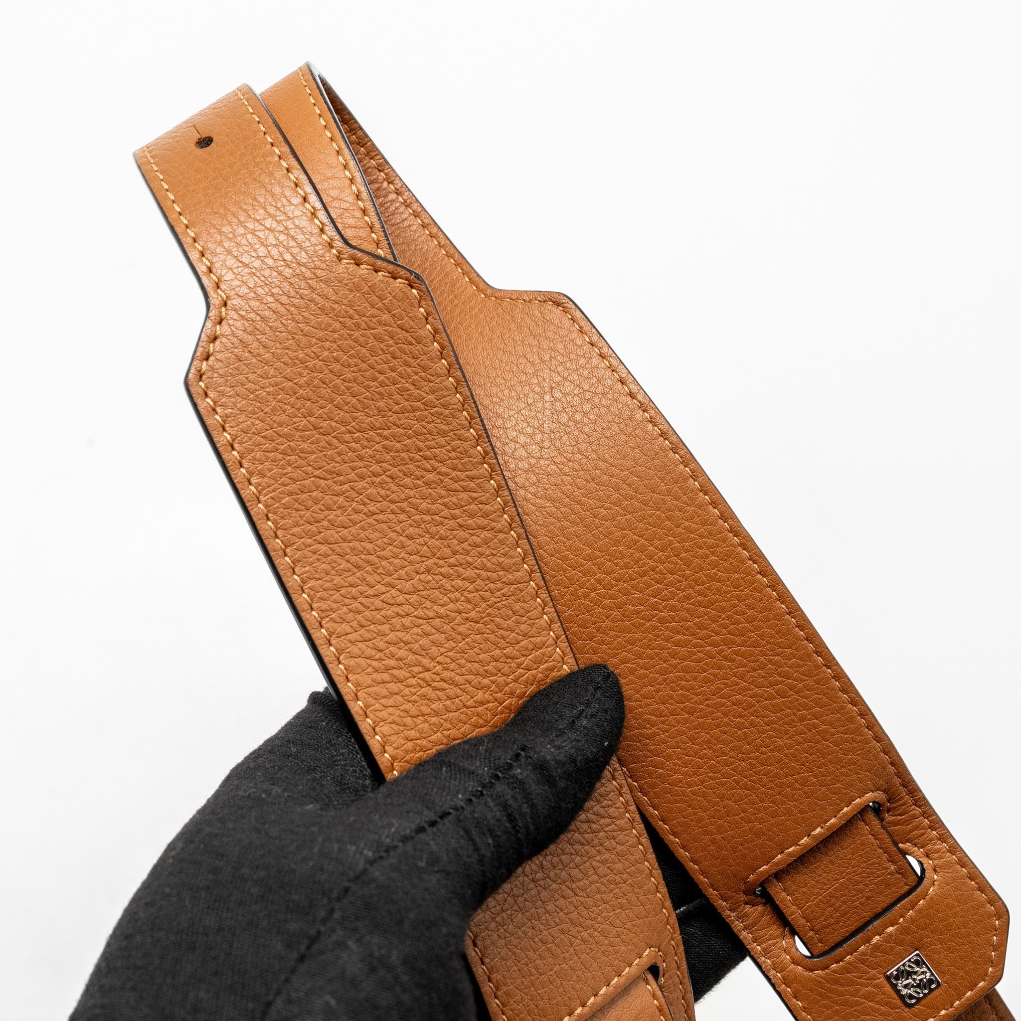 loewe-medium-puzzle-bag-calfskin-tan-shw