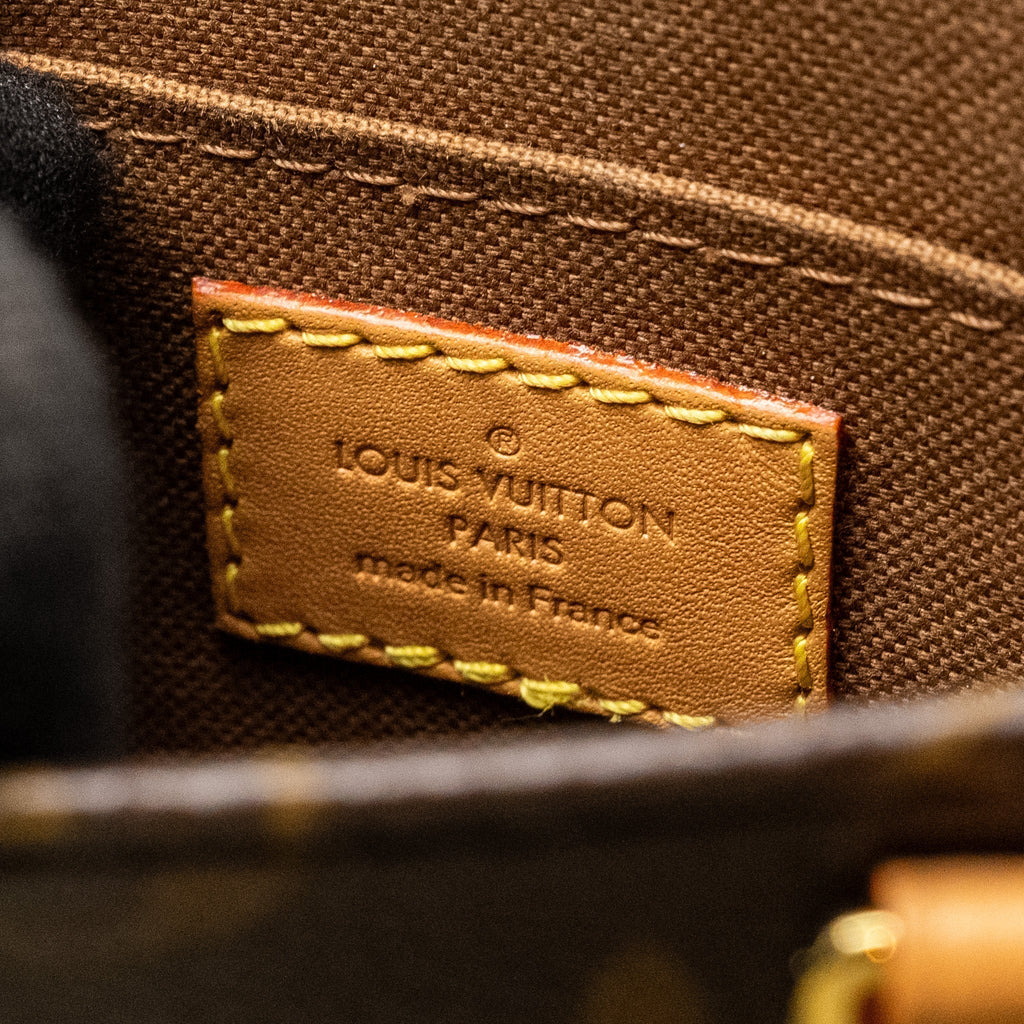louis-vuitton-petit-sac-plat-monogram-canvas-ghw-16