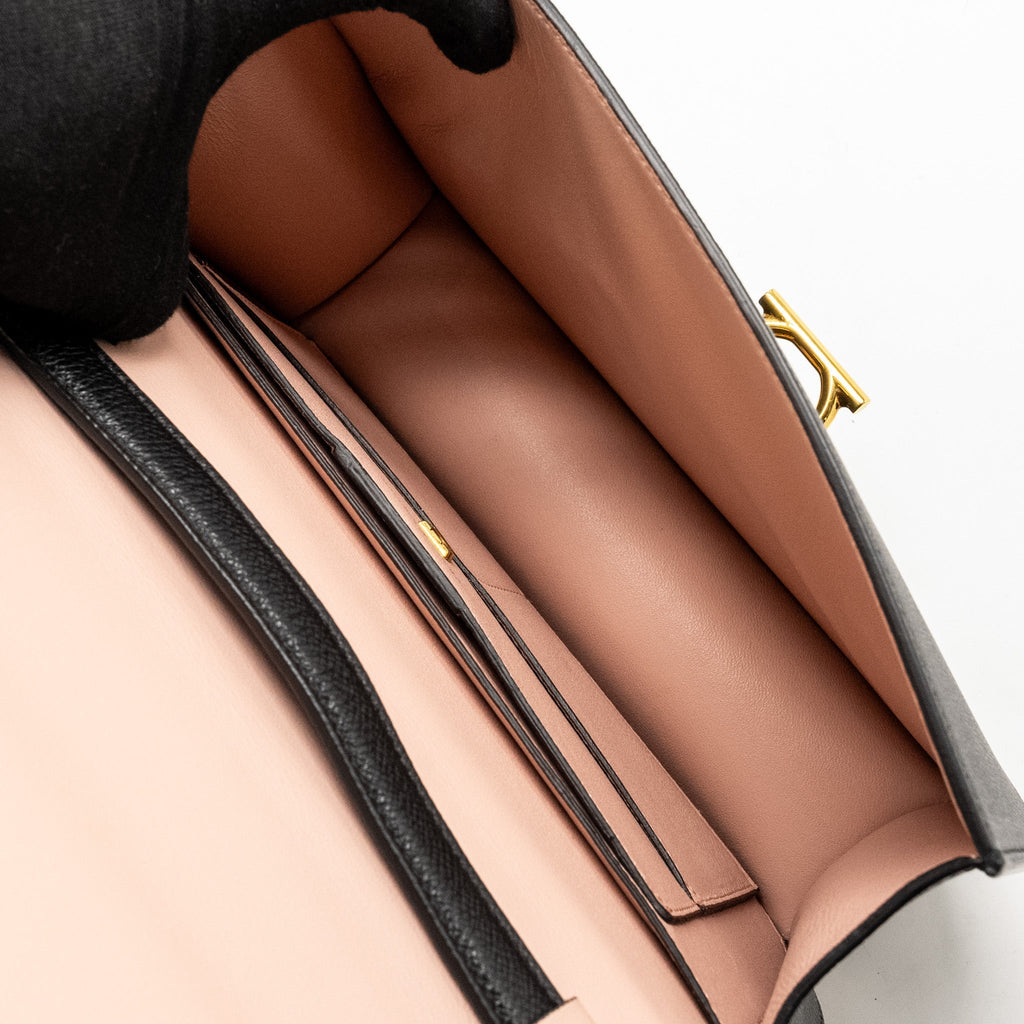 salvatore-ferragamo-gancini-rounded-flap-bag-calfskin-black-ghw