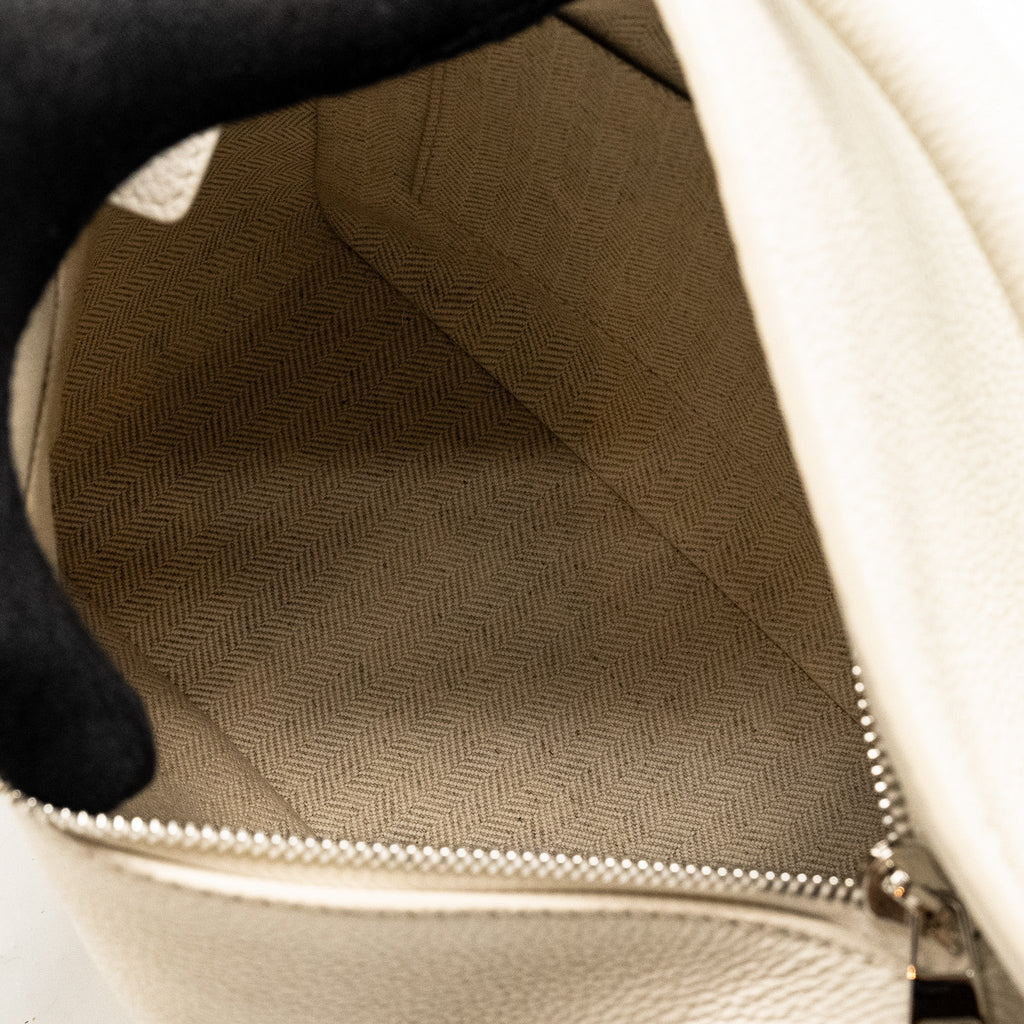 loewe-small-puzzle-bag-grained-calfskin-white-shw-copy-1
