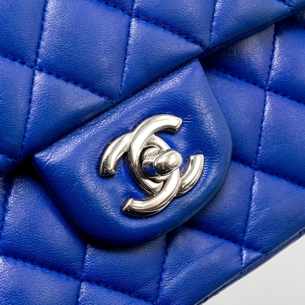 chanel-medium-classic-double-flap-bag-lambskin-blue-shw