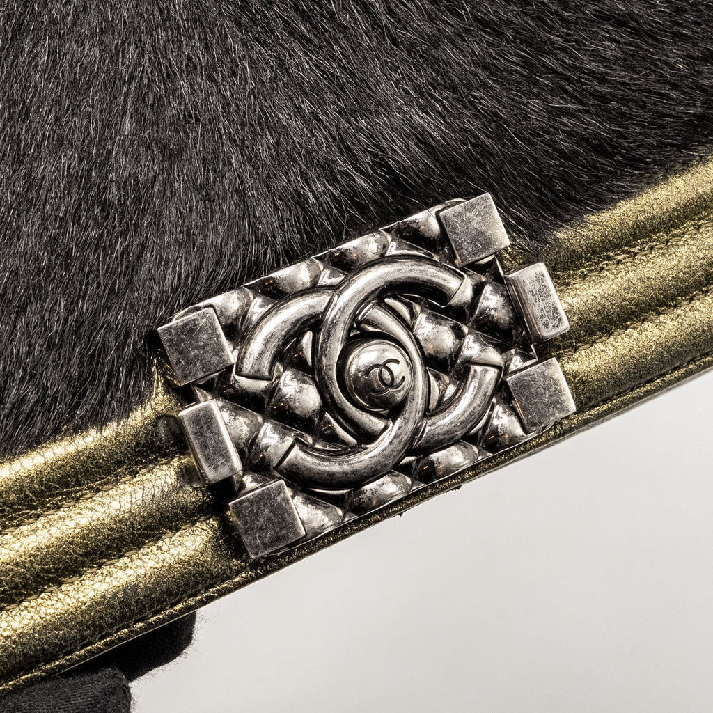 chanel-medium-boy-bag-horsehair-calfskin-black-gold-ruthenium-hardware