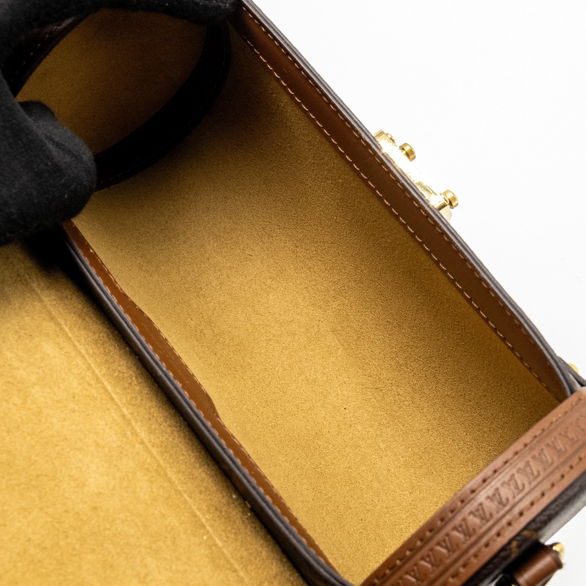 louis-vuitton-papillon-trunk-bag-monogram-canvas-ghw-1