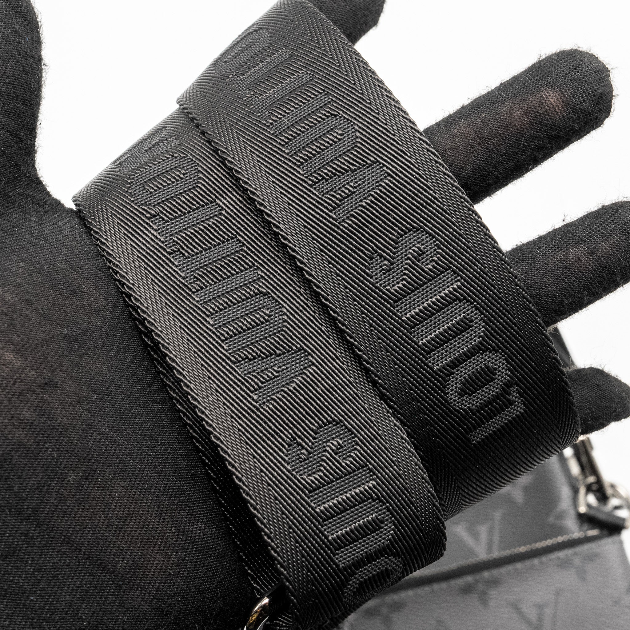 louis-vuitton-trio-messanger-monogram-eclipse-canvas-black-black-hardware