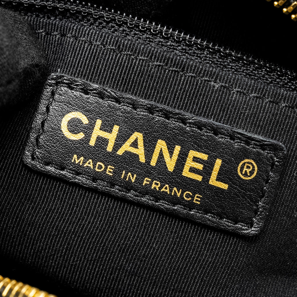 chanel-vintage-quilted-cc-logo-bowling-bag-caviar-black-ghw