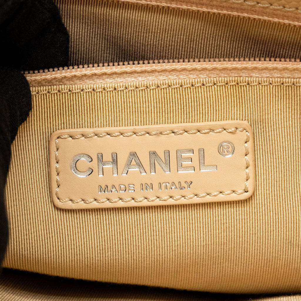 chanel-grand-shopping-tote-bag-caviar-beige-shw-3