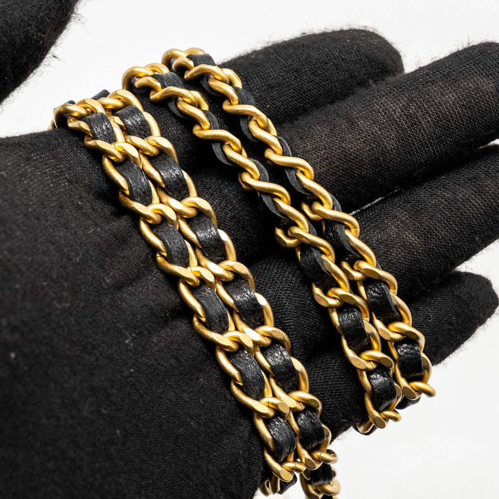 chanel-quilted-pearl-long-wallet-on-chain-goatskin-black-ghw