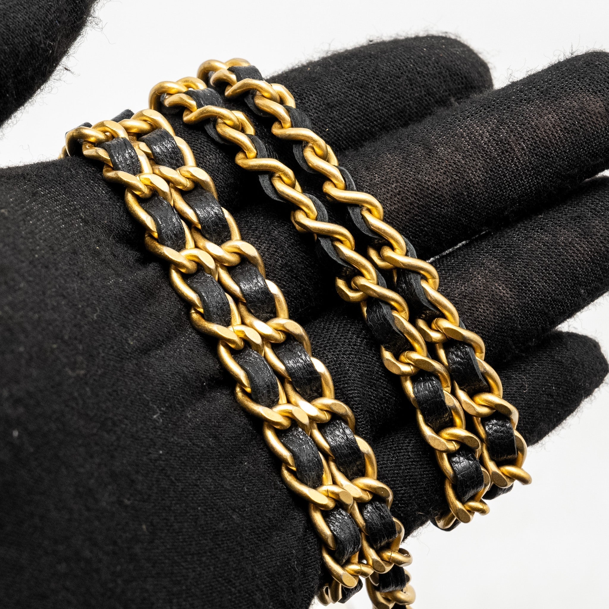 chanel-quilted-pearl-long-wallet-on-chain-goatskin-black-ghw