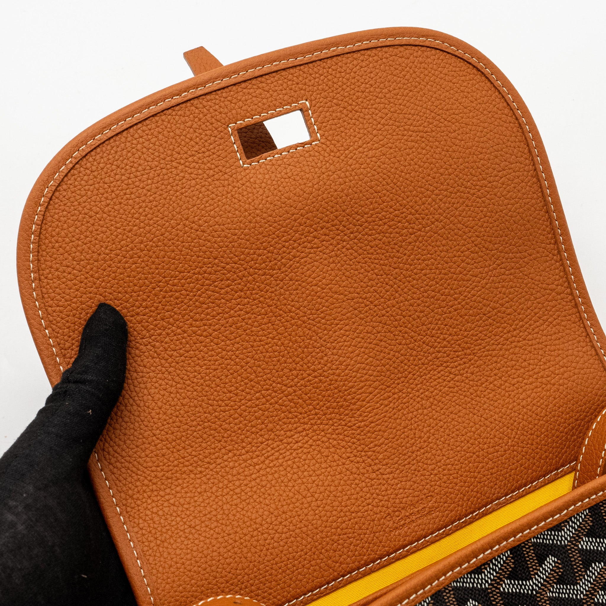 goyard-belvedere-pm-messenger-bag-goyardline-canvas-shw