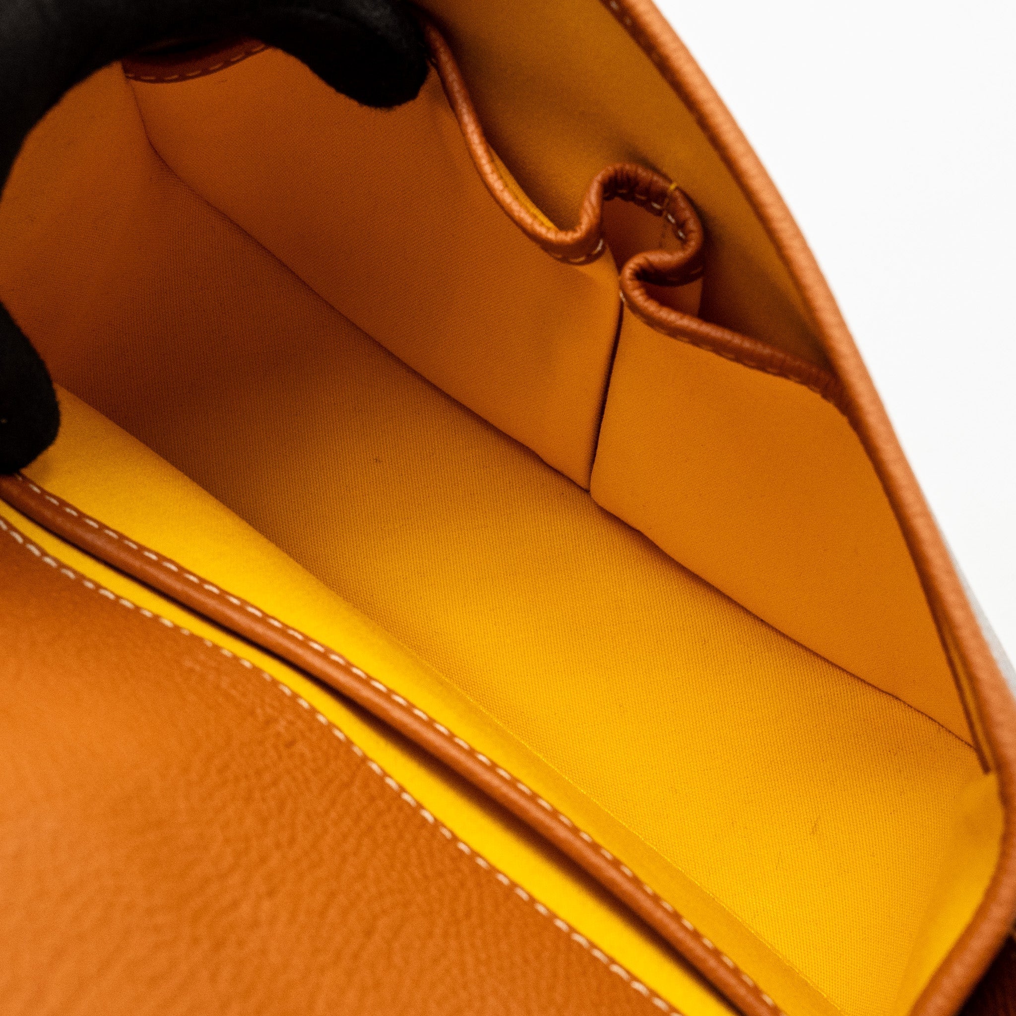 goyard-belvedere-pm-messenger-bag-goyardline-canvas-shw