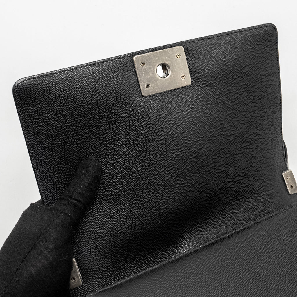 chanel-medium-boy-bag-caviar-black-ruthenium-silver-hardware-microchip