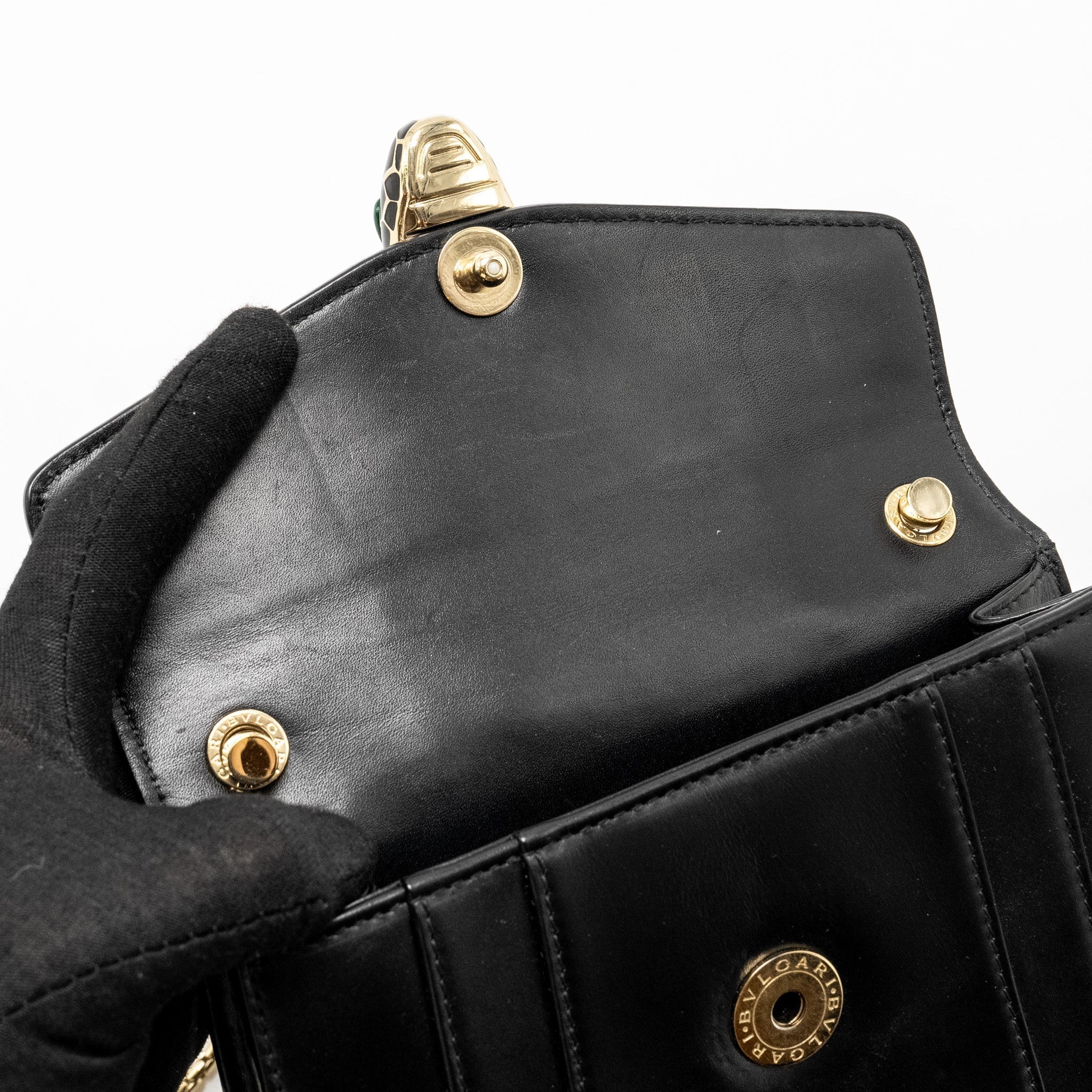 bvlgari-serpenti-forever-crossbody-bag-calfskin-black-lghw-1