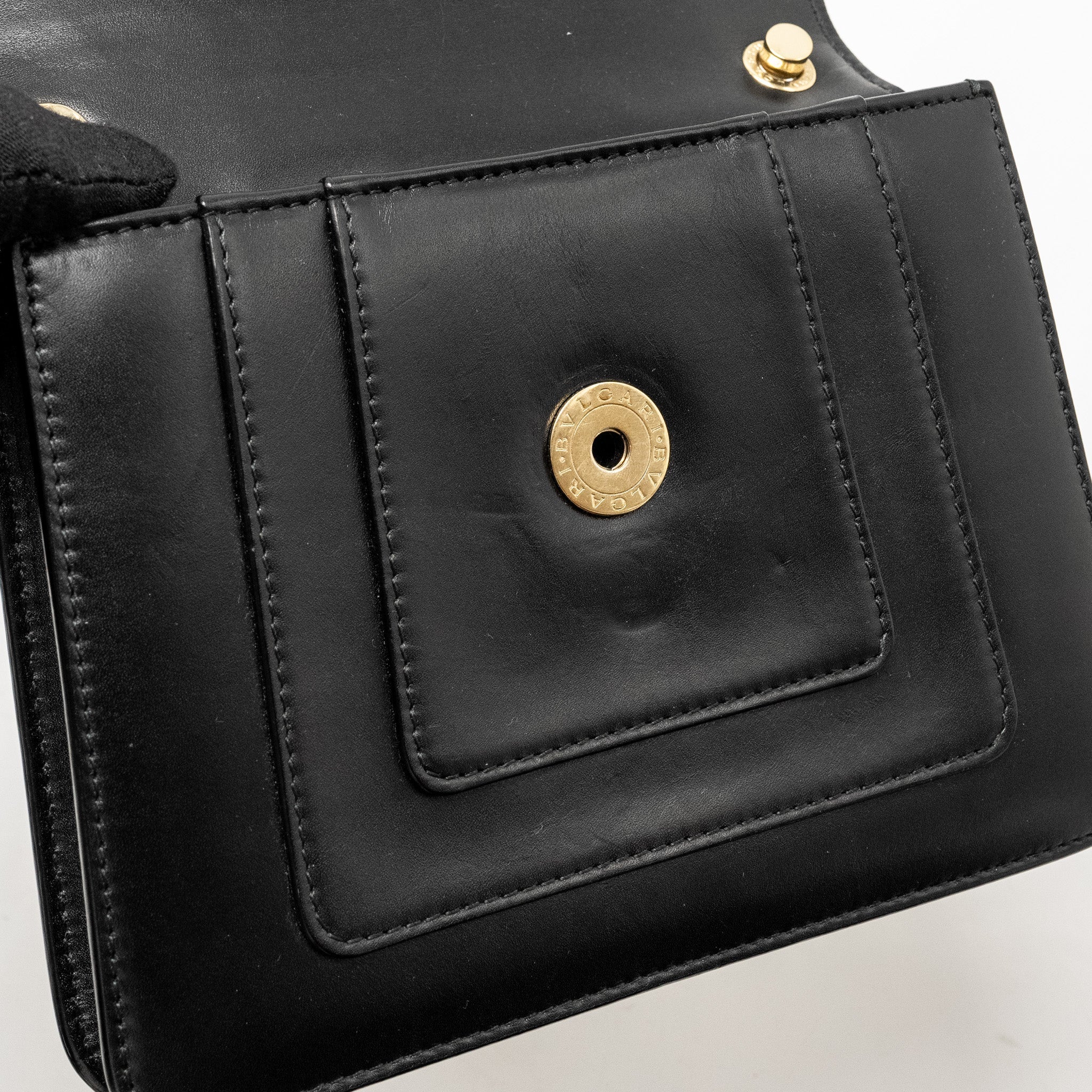 bvlgari-serpenti-forever-crossbody-bag-calfskin-black-lghw-1