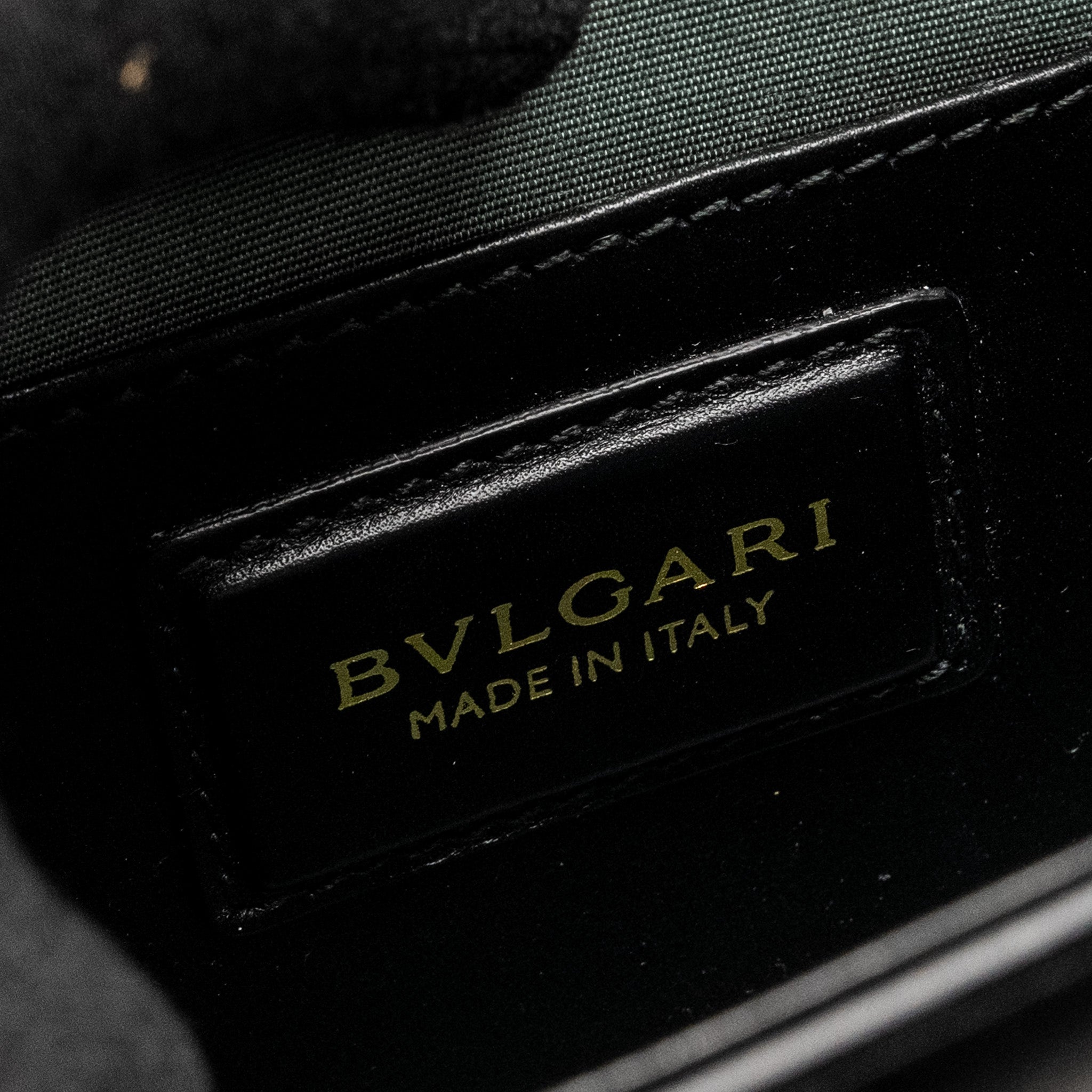 bvlgari-serpenti-forever-crossbody-bag-calfskin-black-lghw-1