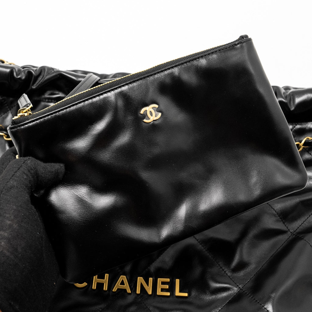 chanel-medium-22-bag-shiny-calfskin-black-ghw-microchip-copy-1