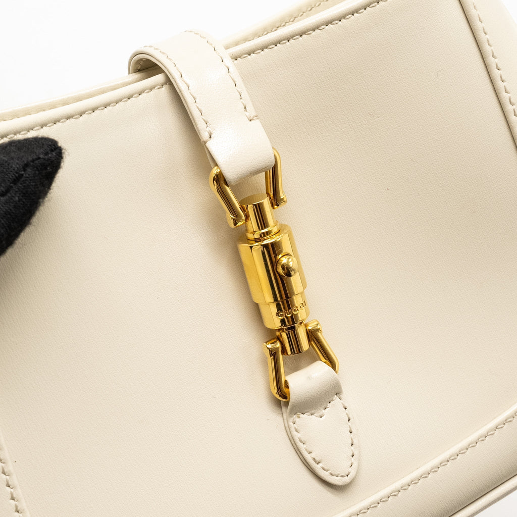 gucci-jackie-1961-mini-shoulder-bag-calfskin-white-ghw-1