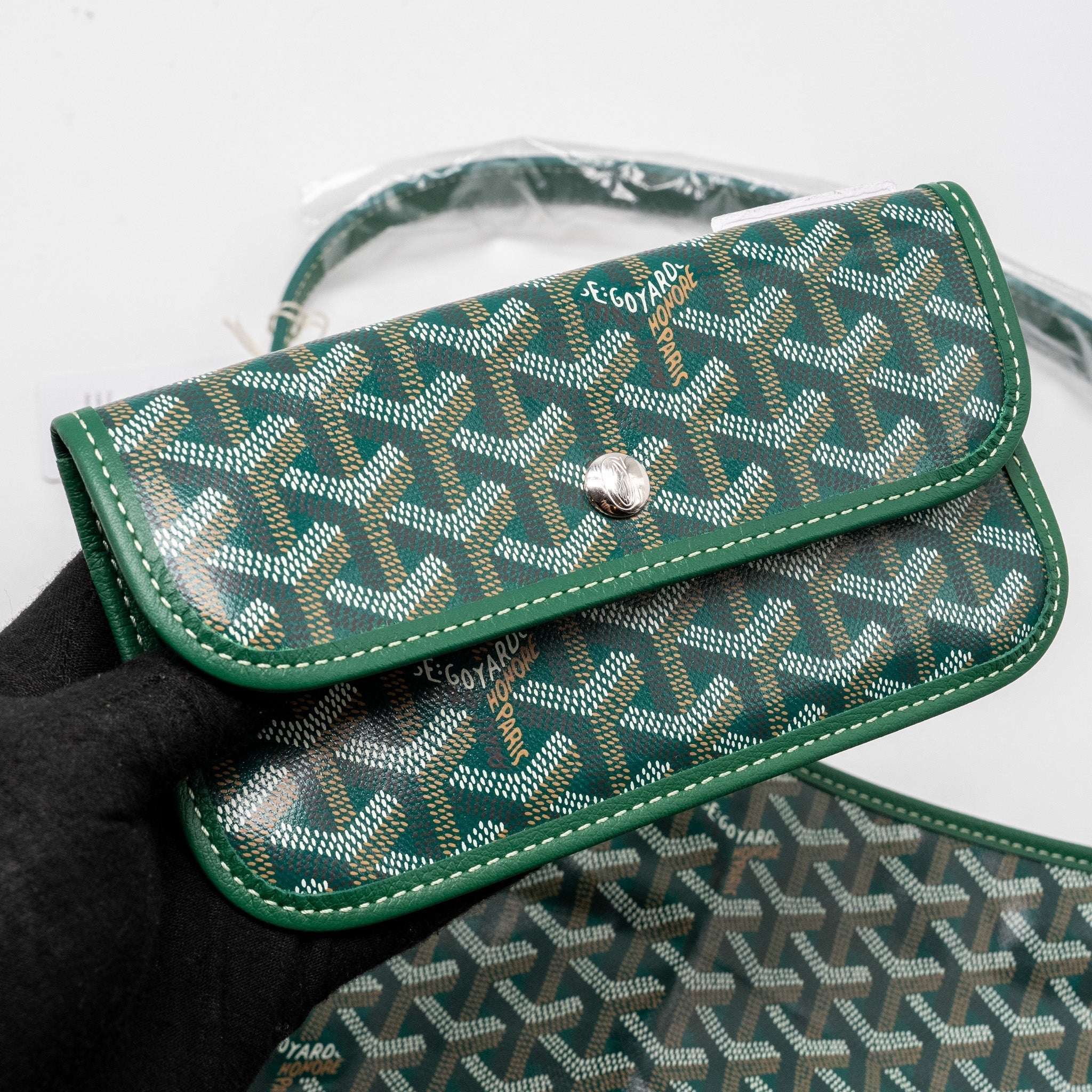 goyard-boheme-hobo-bag-goyardline-canvas-calfskin-green
