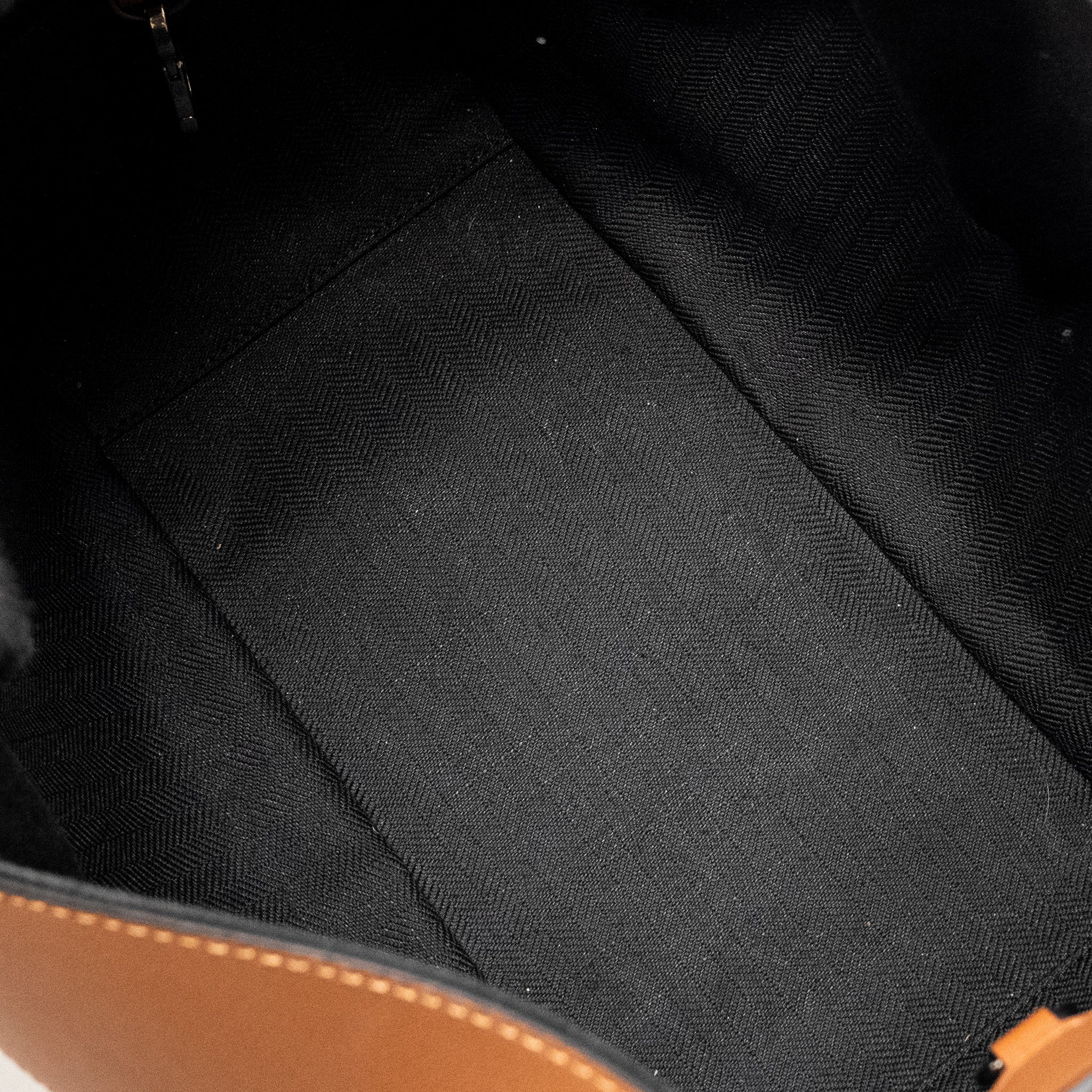 loewe-small-hammock-bag-calfskin-tan-shw